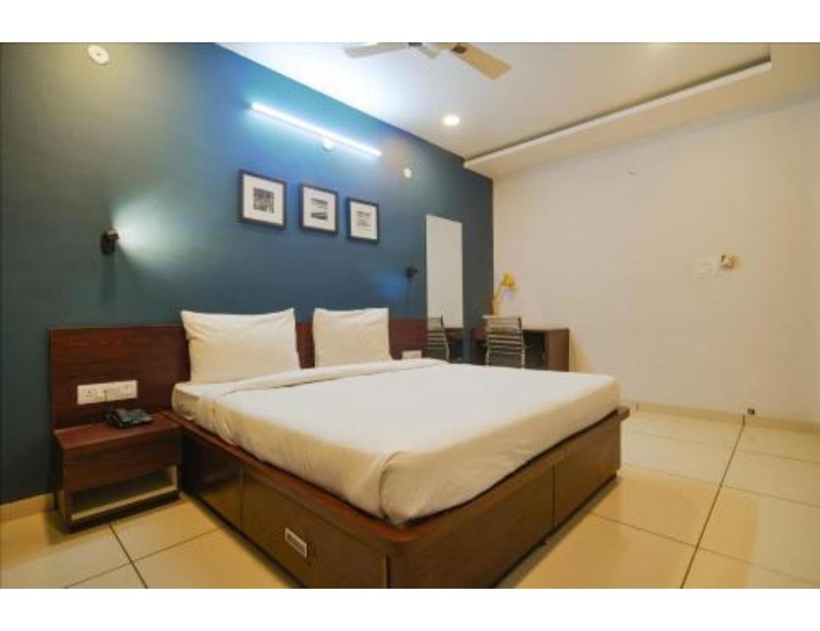 Homestay The Sky Earth, Indore